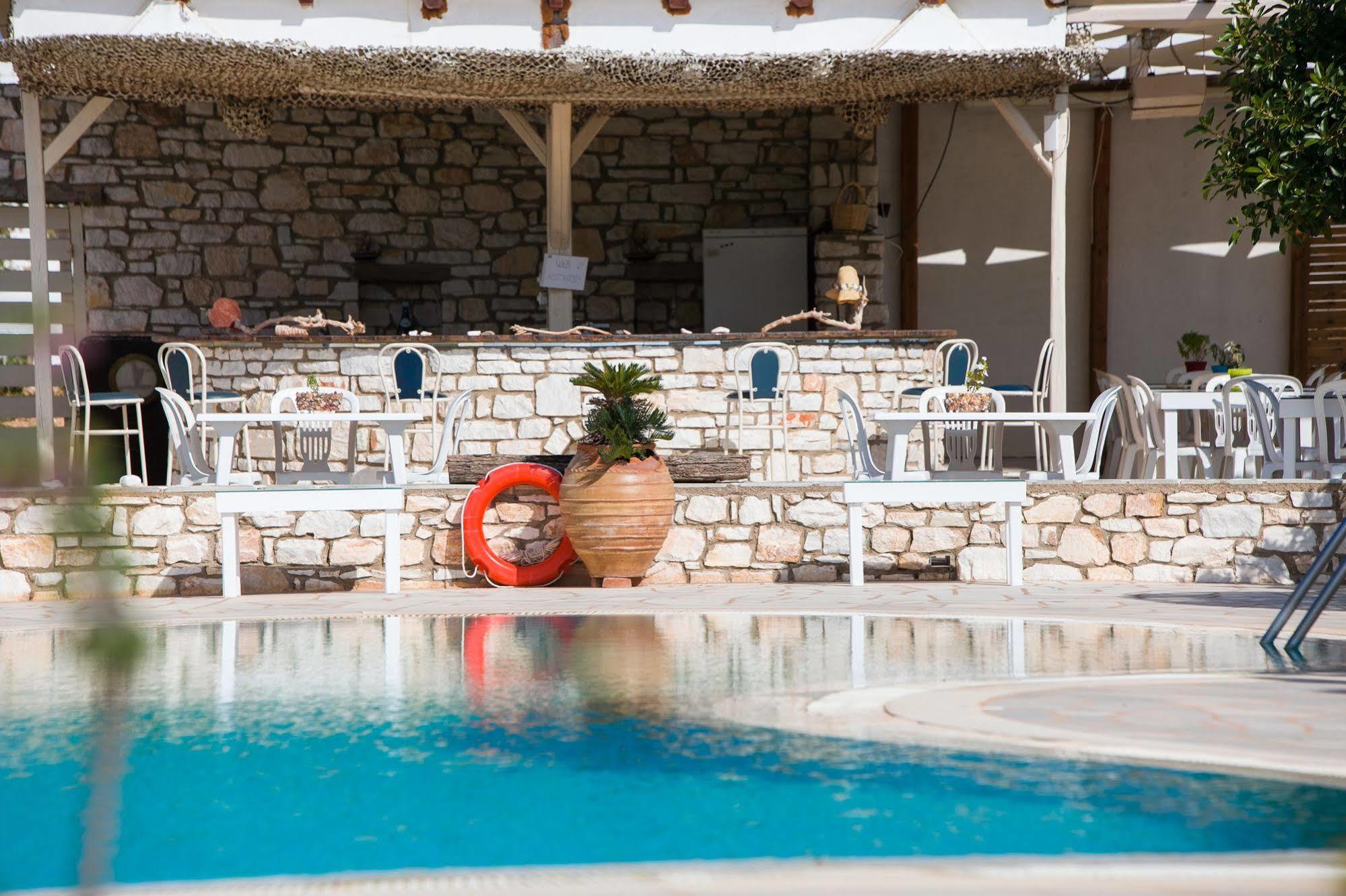 Fyrogenis Palace Parikia  Bagian luar foto